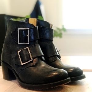 Frye Sabrina Double Buckle Boots (Dark Grey)